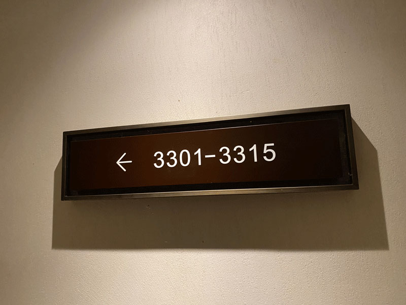 (h)̖